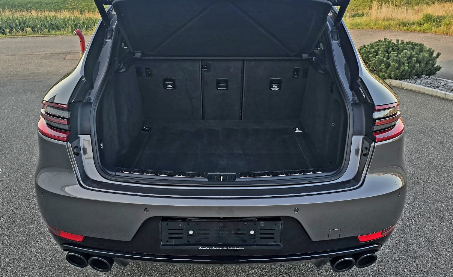 PORSCHE Macan S PDK-image-11
