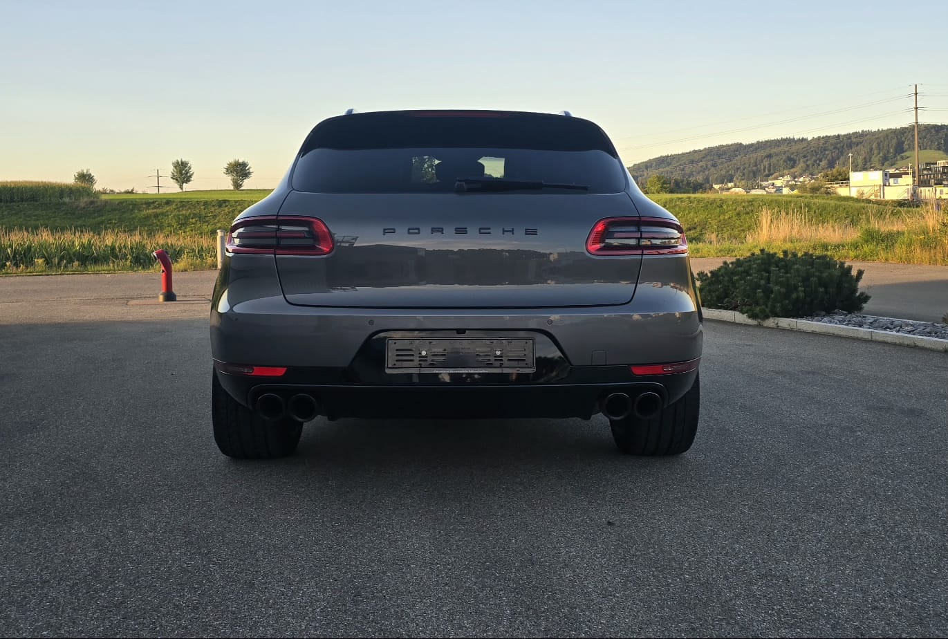PORSCHE Macan S PDK-image-5