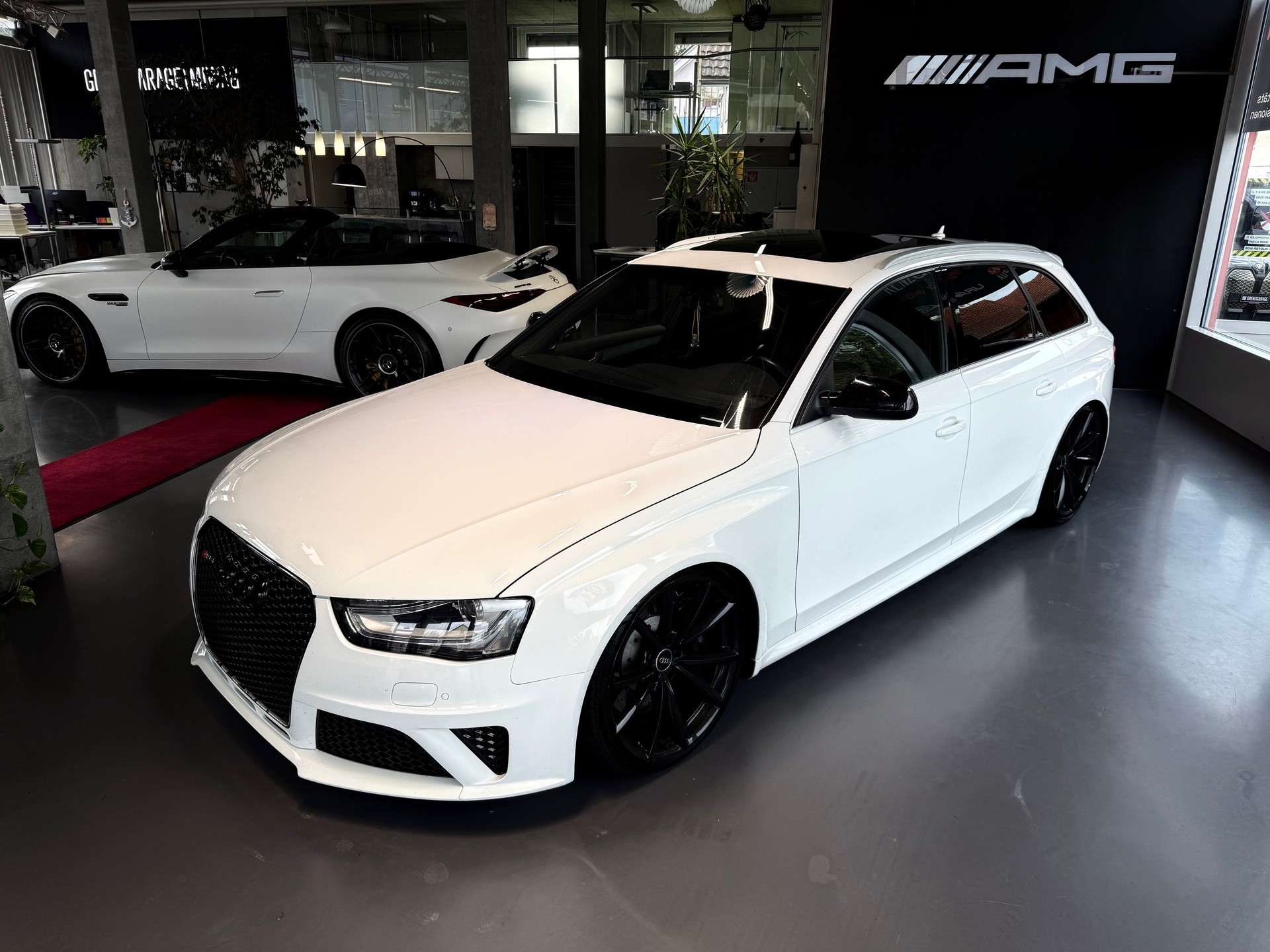 AUDI RS4 Avant 4.2 FSI V8 quattro S-tronic-image-0