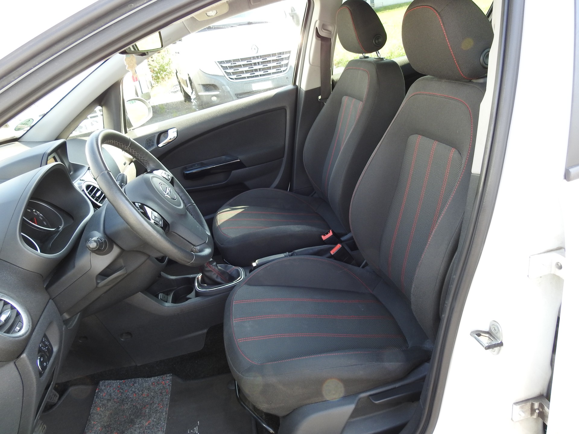 OPEL Corsa 1.4 TP Sport-image-12