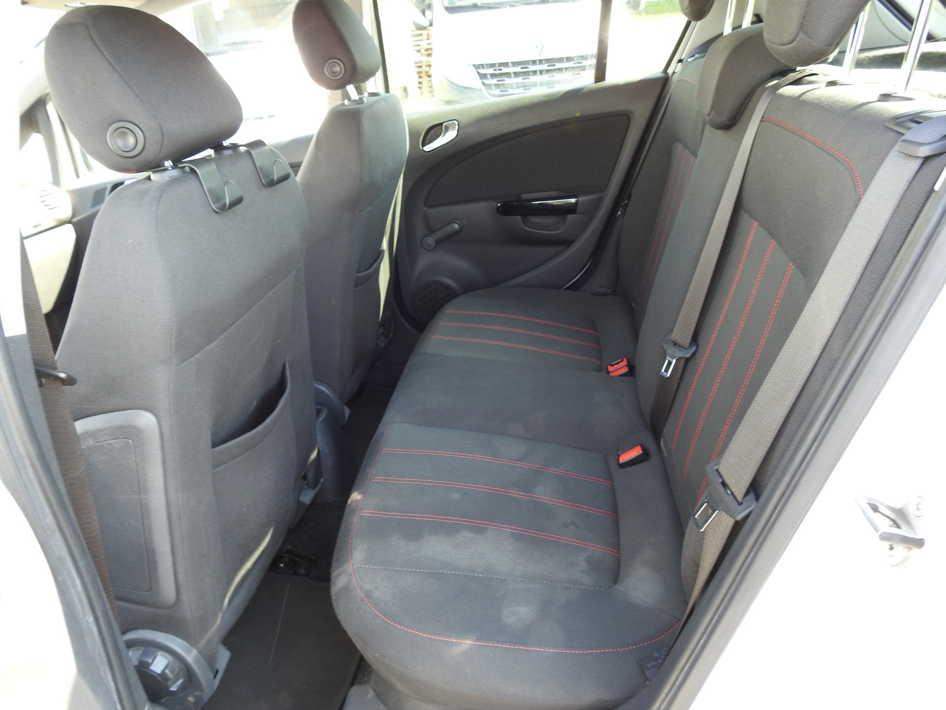 OPEL Corsa 1.4 TP Sport-image-13