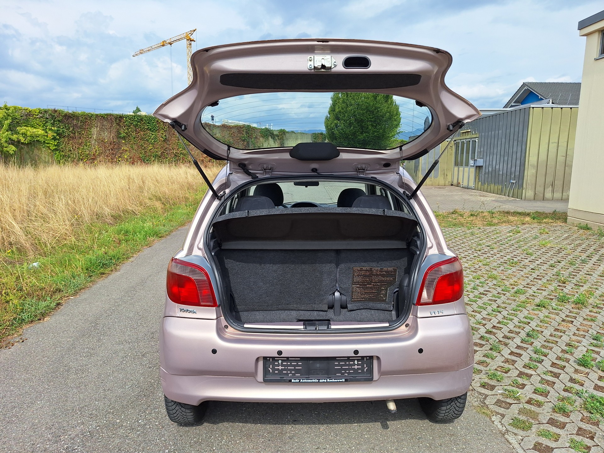TOYOTA Yaris 1.3 Linea Sol-image-9