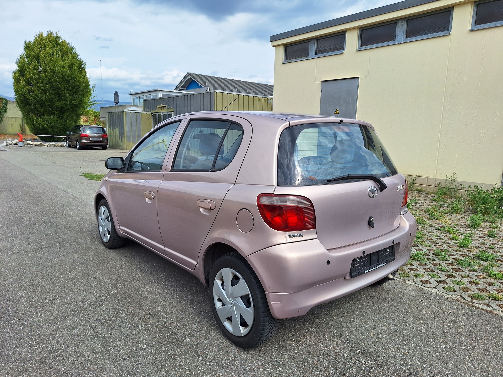 TOYOTA Yaris 1.3 Linea Sol-image-5