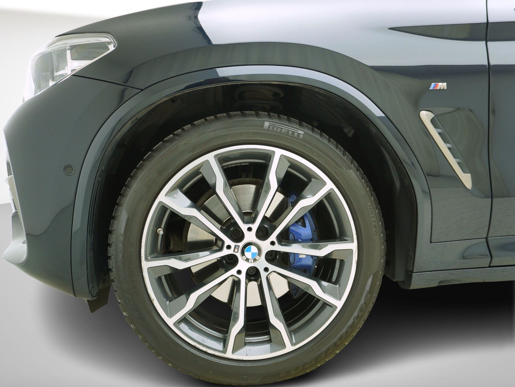 BMW X3 M40i-image-6