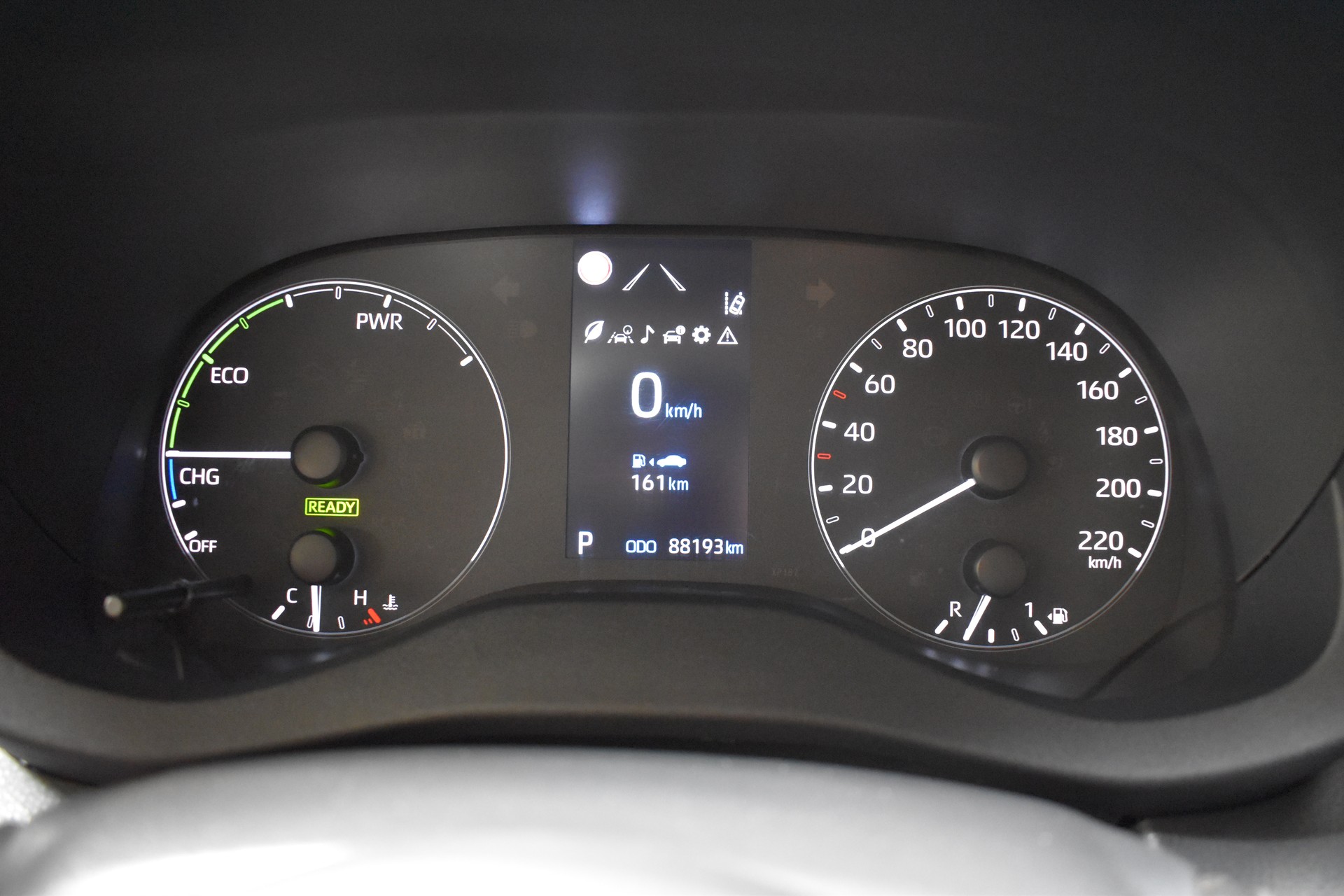 TOYOTA Yaris 1.5 Comfort e-CVT - New Model 2021-image-18