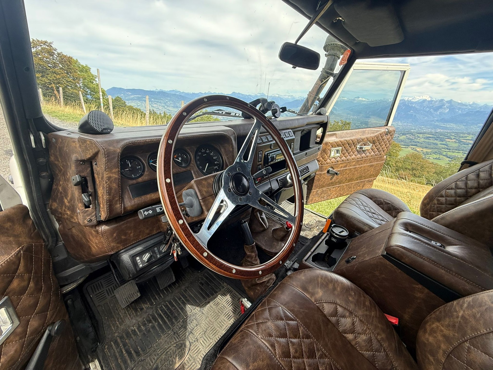 LAND ROVER Td5 130-image-5