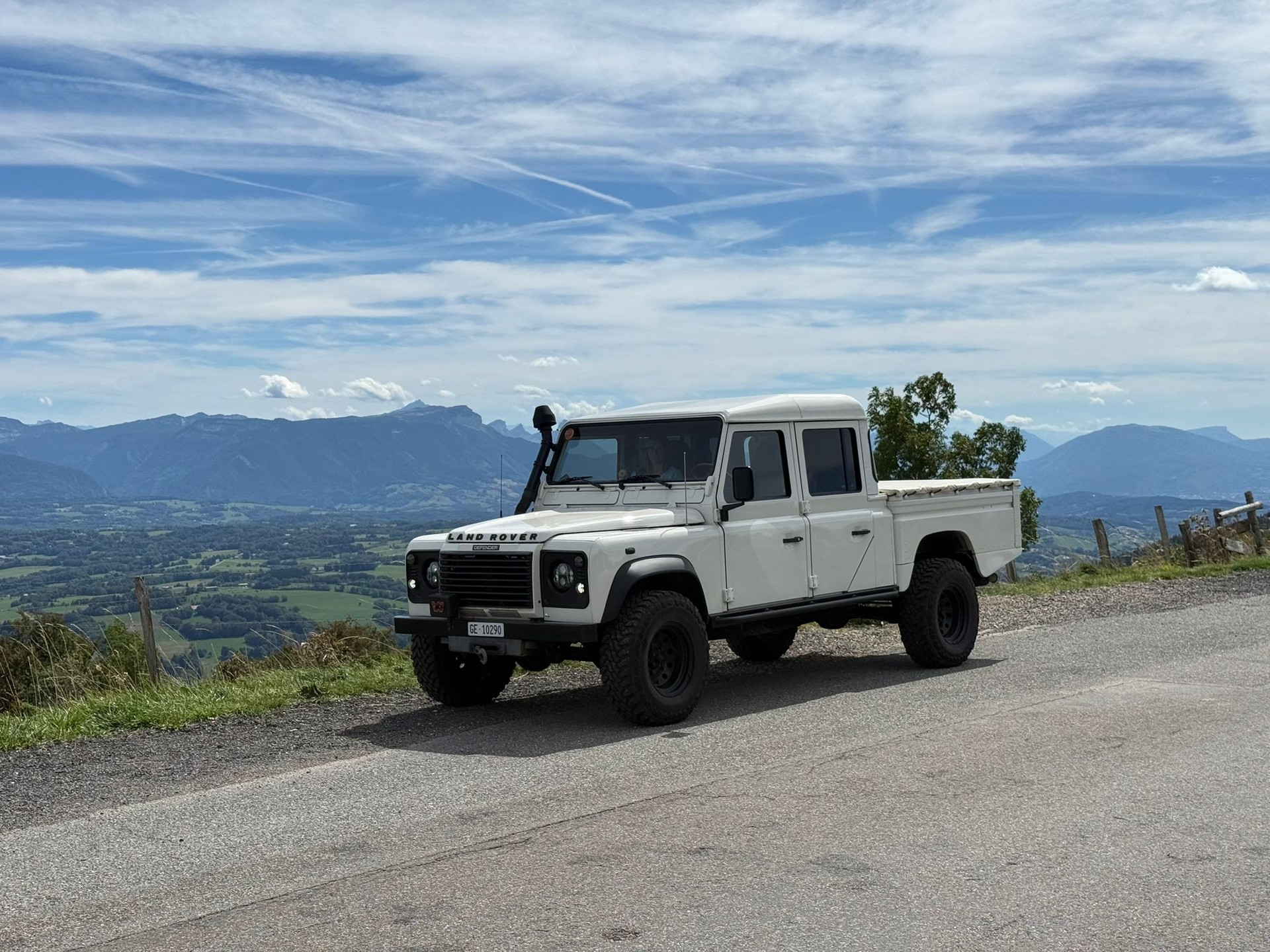LAND ROVER Td5 130-image-2