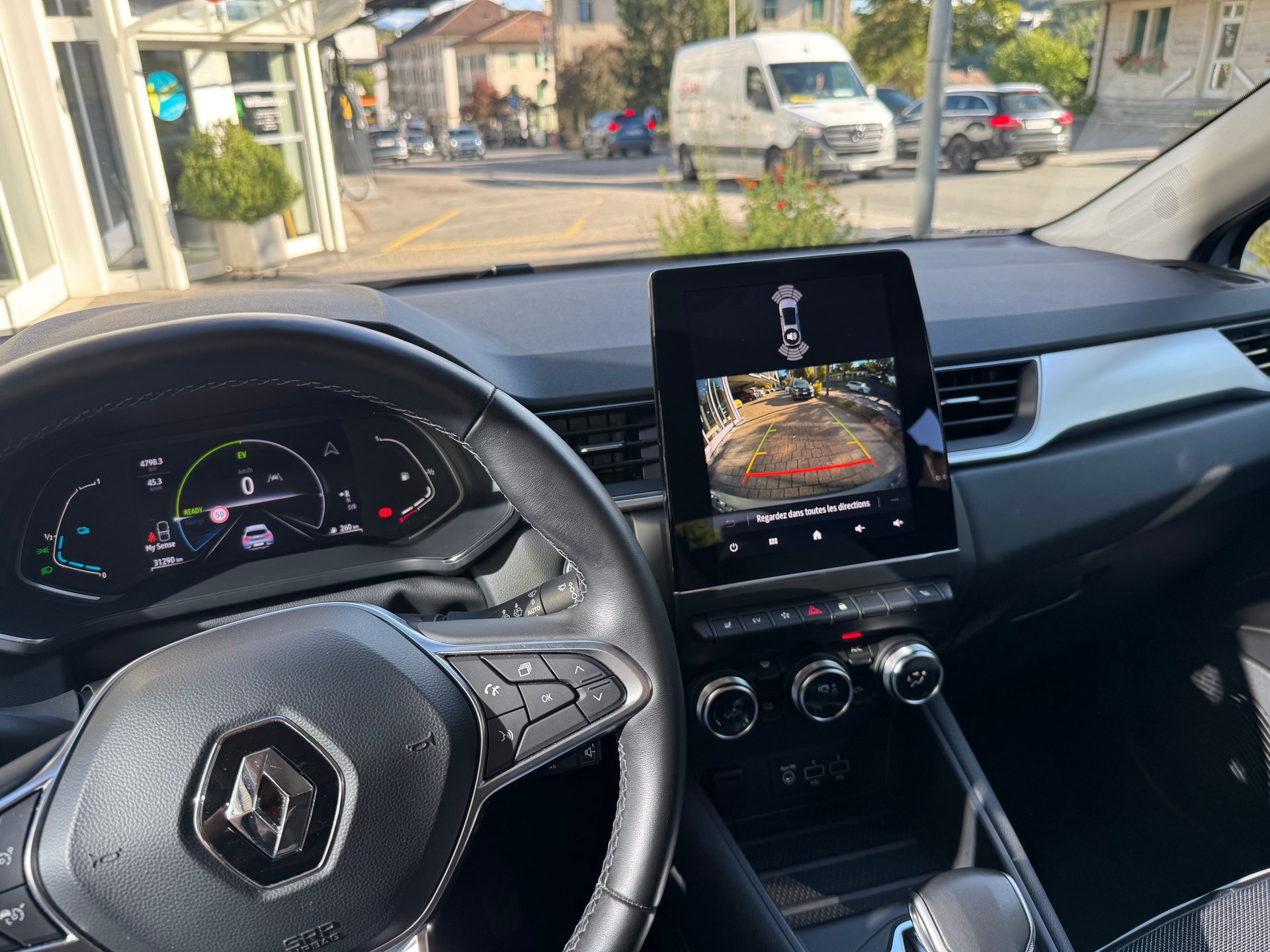 RENAULT Captur 1.6 E-Tech 145 Intens DHT-image-13