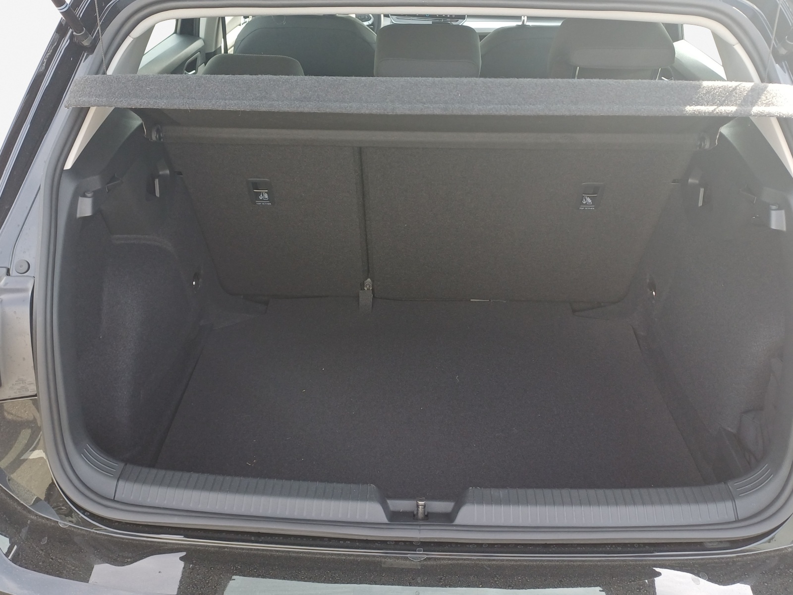 VW Golf 1.5 e TSI mHEV Basis DSG-image-12