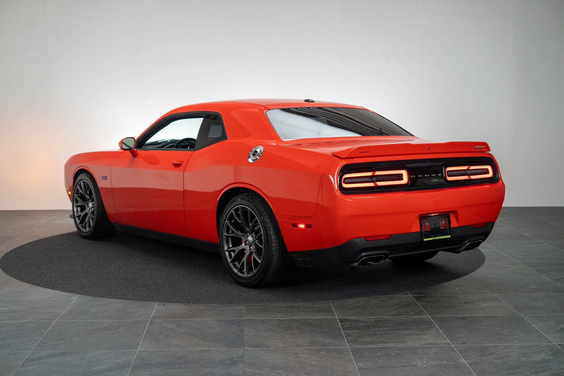 DODGE Challenger 6.4 V8 HEMI SRT-image-6