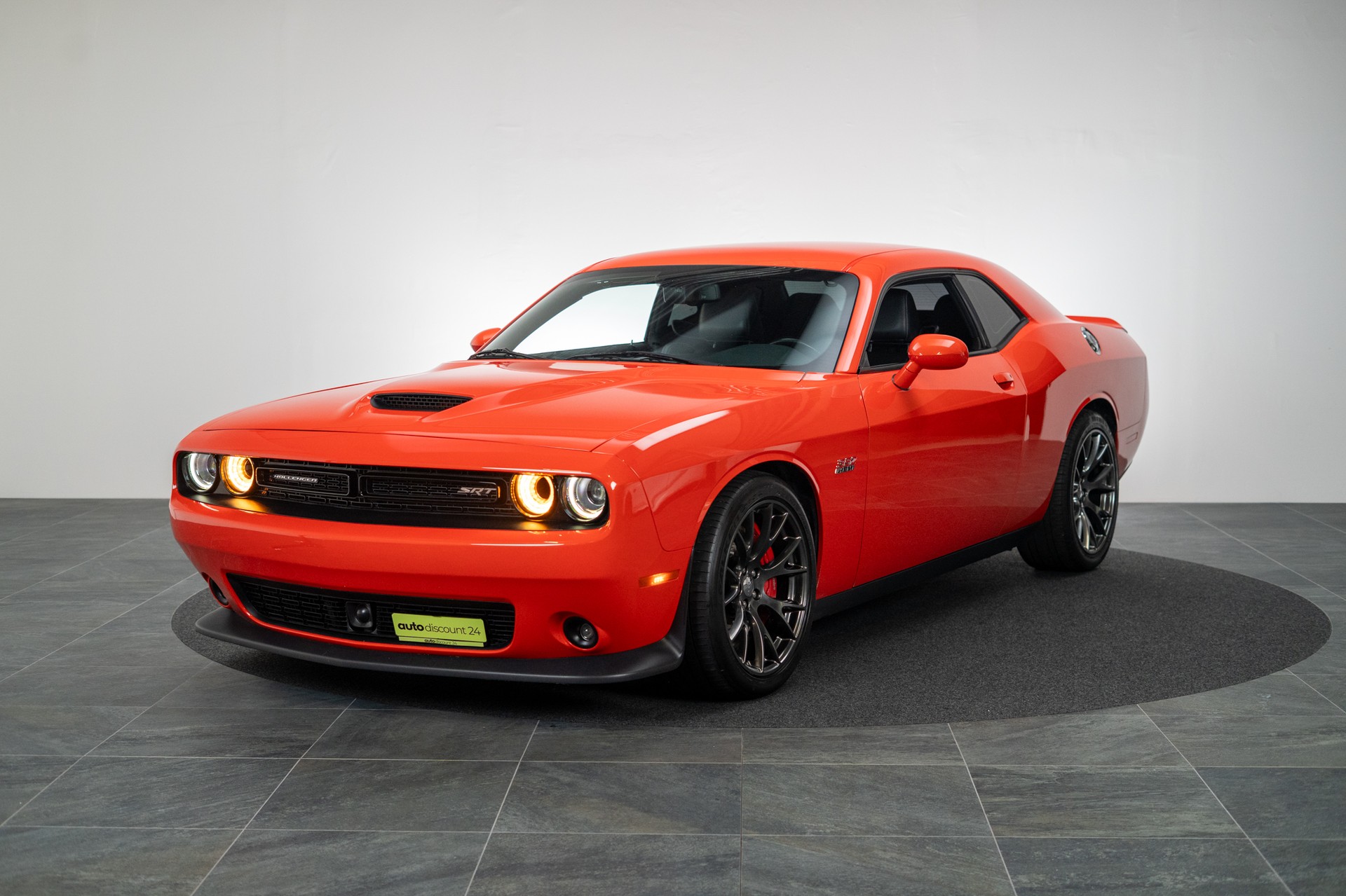 DODGE Challenger 6.4 V8 HEMI SRT-image-0