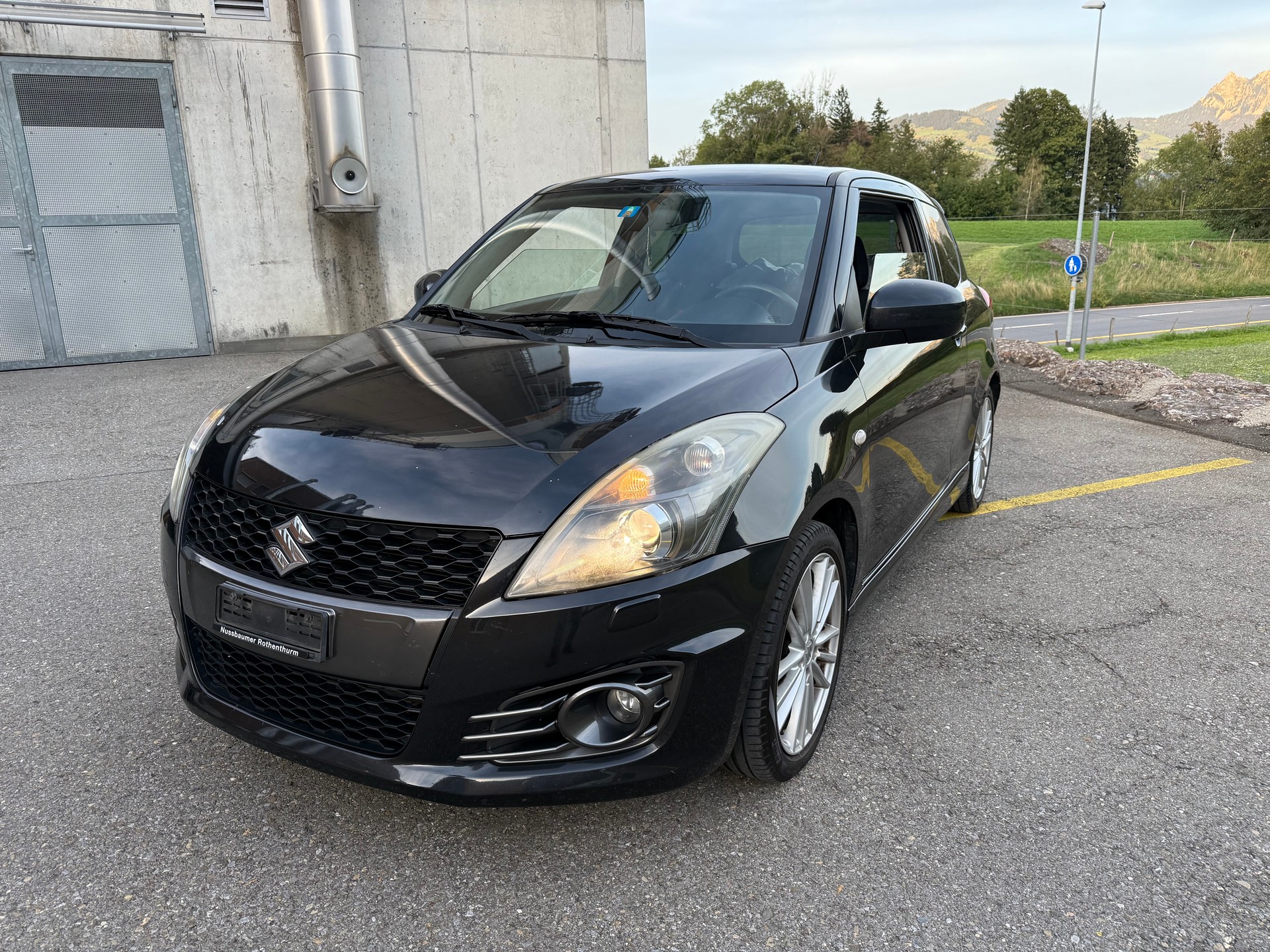 SUZUKI Swift 1.6i 16V Sport-image-1