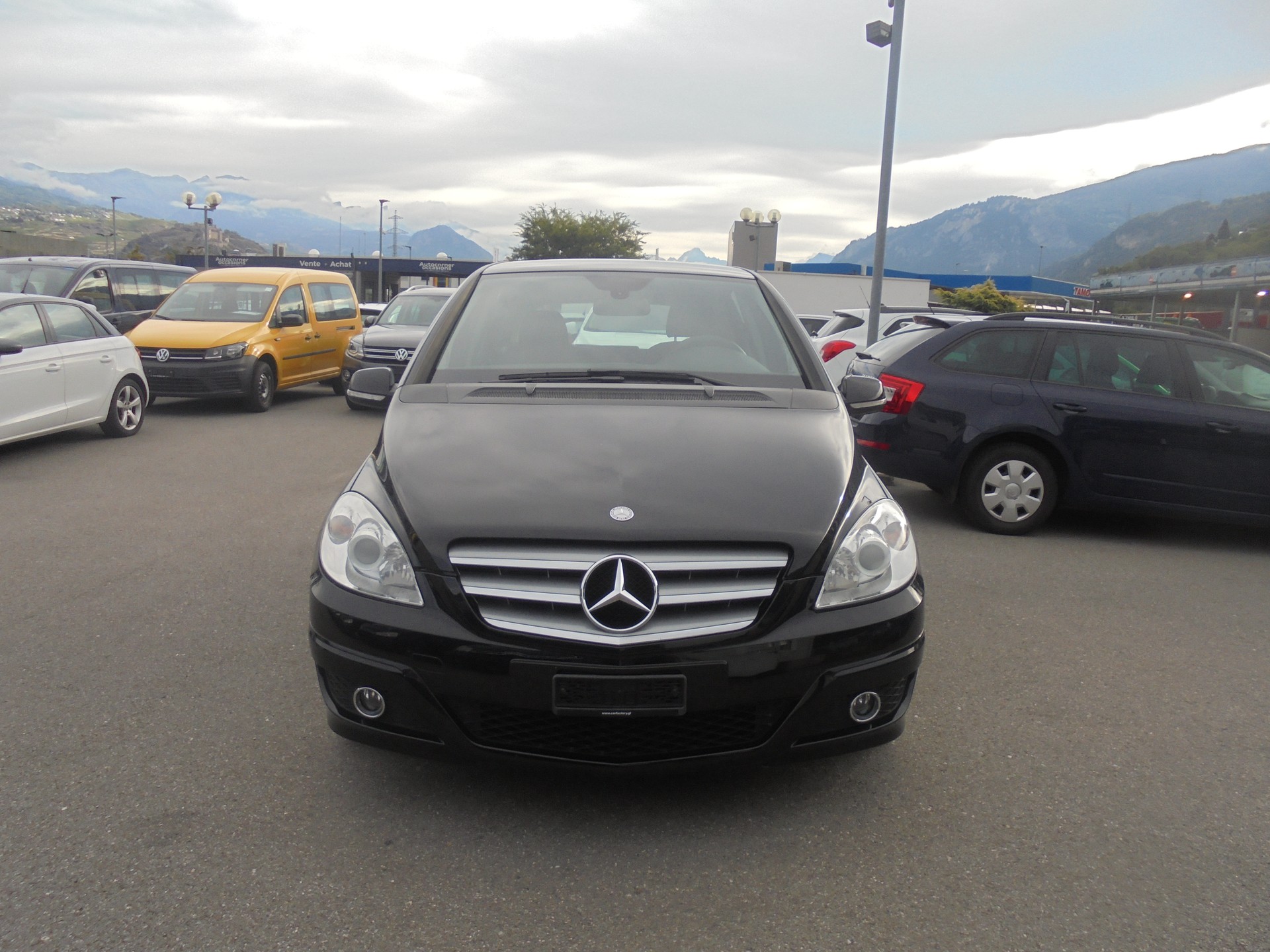 MERCEDES-BENZ B 180 My Star Autotronic-image-2