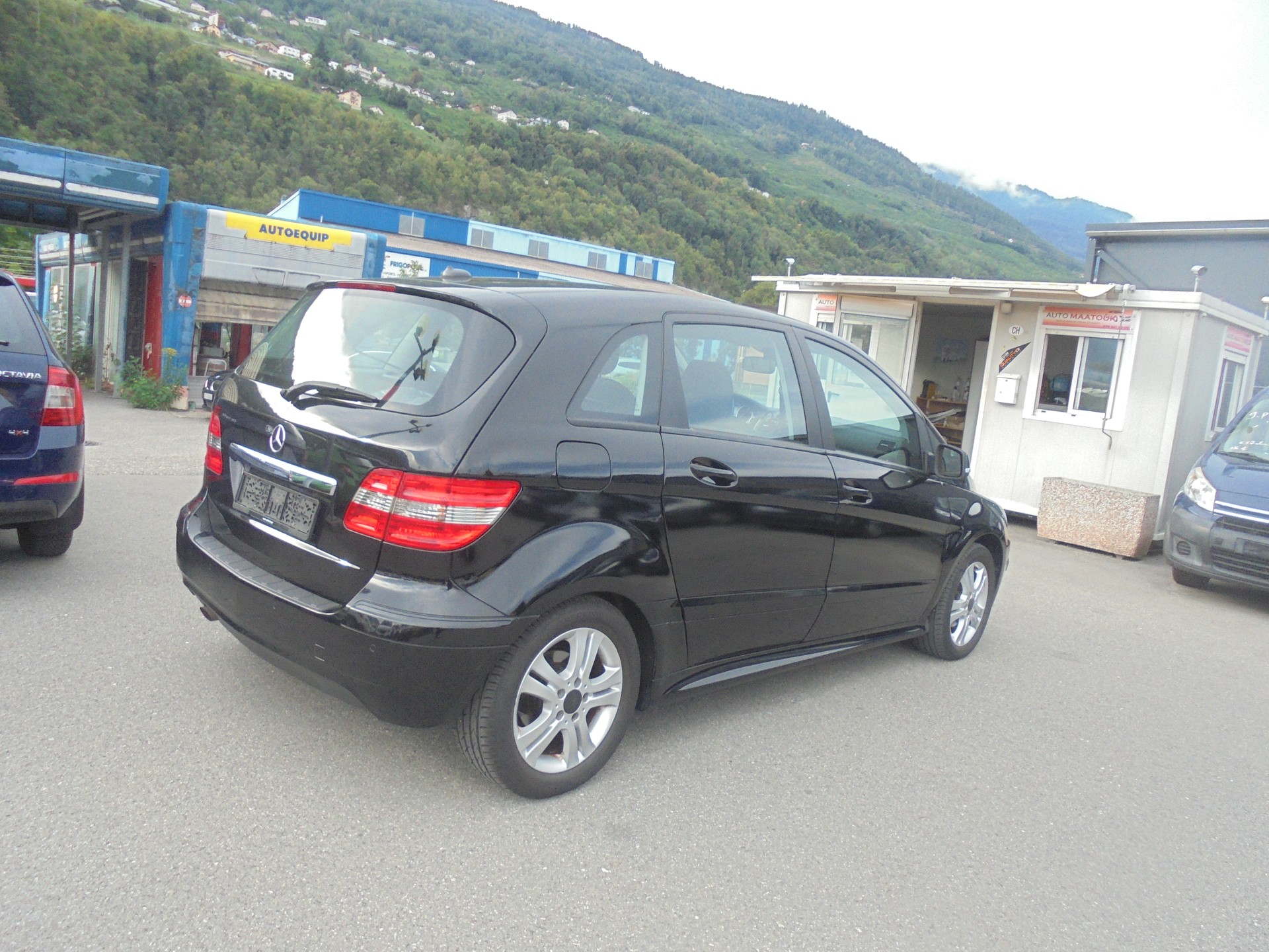MERCEDES-BENZ B 180 My Star Autotronic-image-5