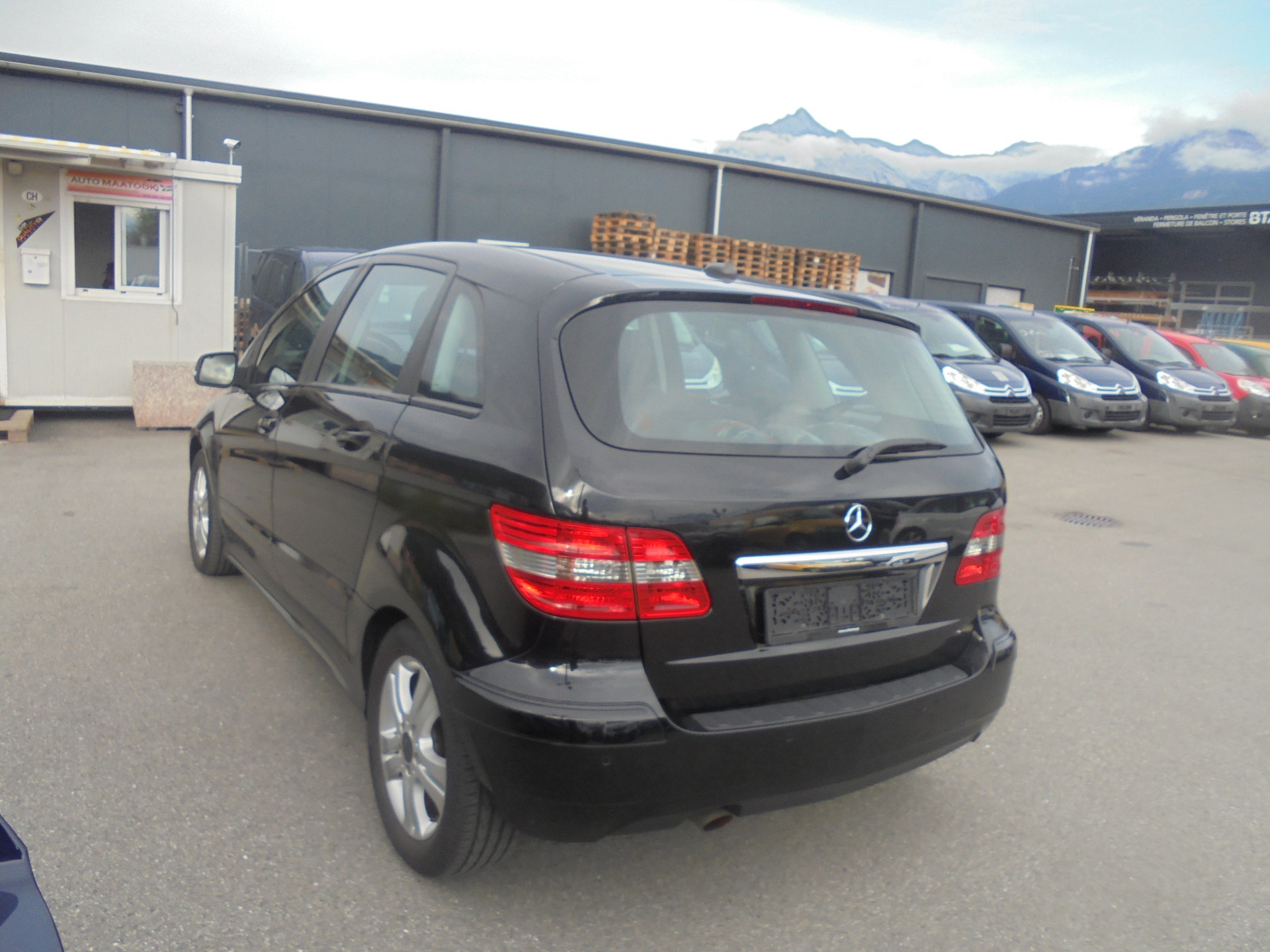 MERCEDES-BENZ B 180 My Star Autotronic-image-4