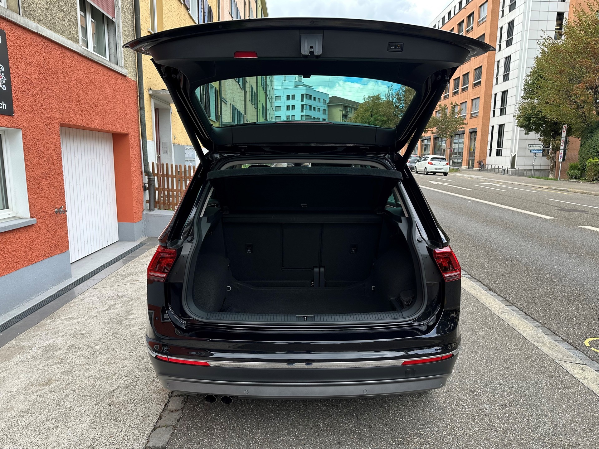 VW Tiguan 2.0TSI Highline 4Motion DSG-image-12