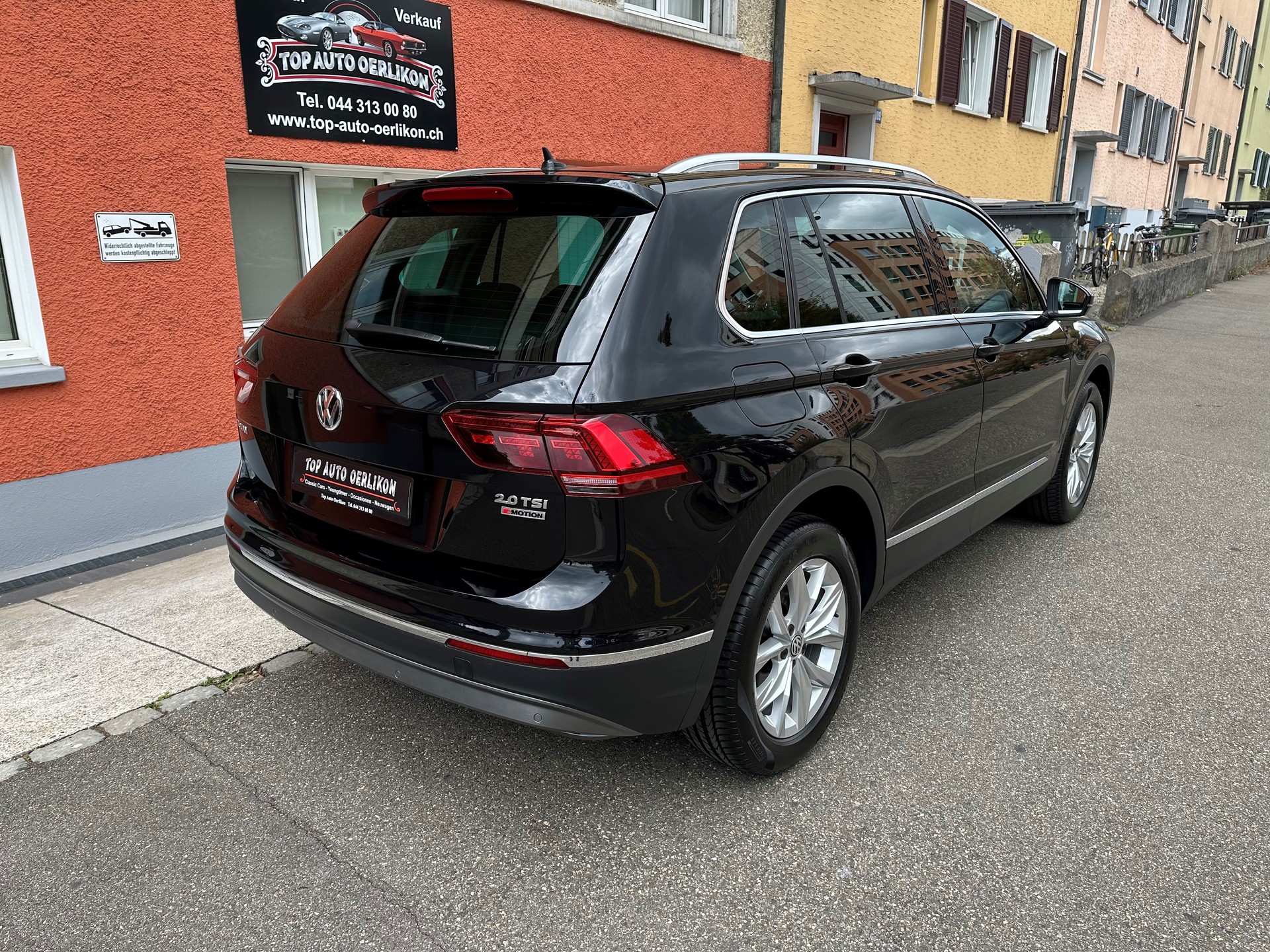 VW Tiguan 2.0TSI Highline 4Motion DSG-image-4