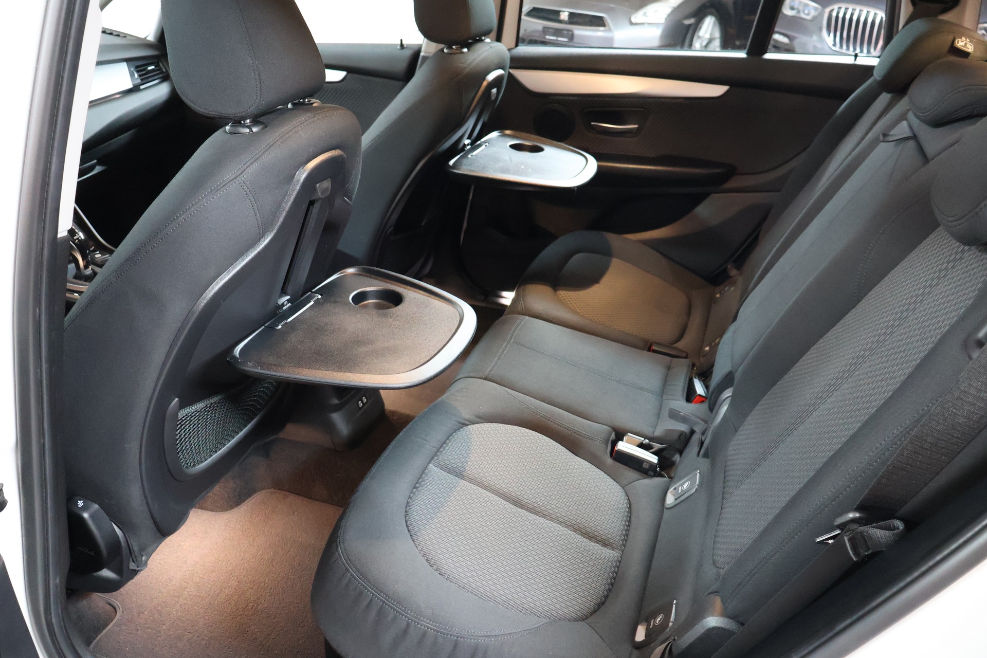 BMW 218d xDrive Gran Tourer Steptronic-image-18
