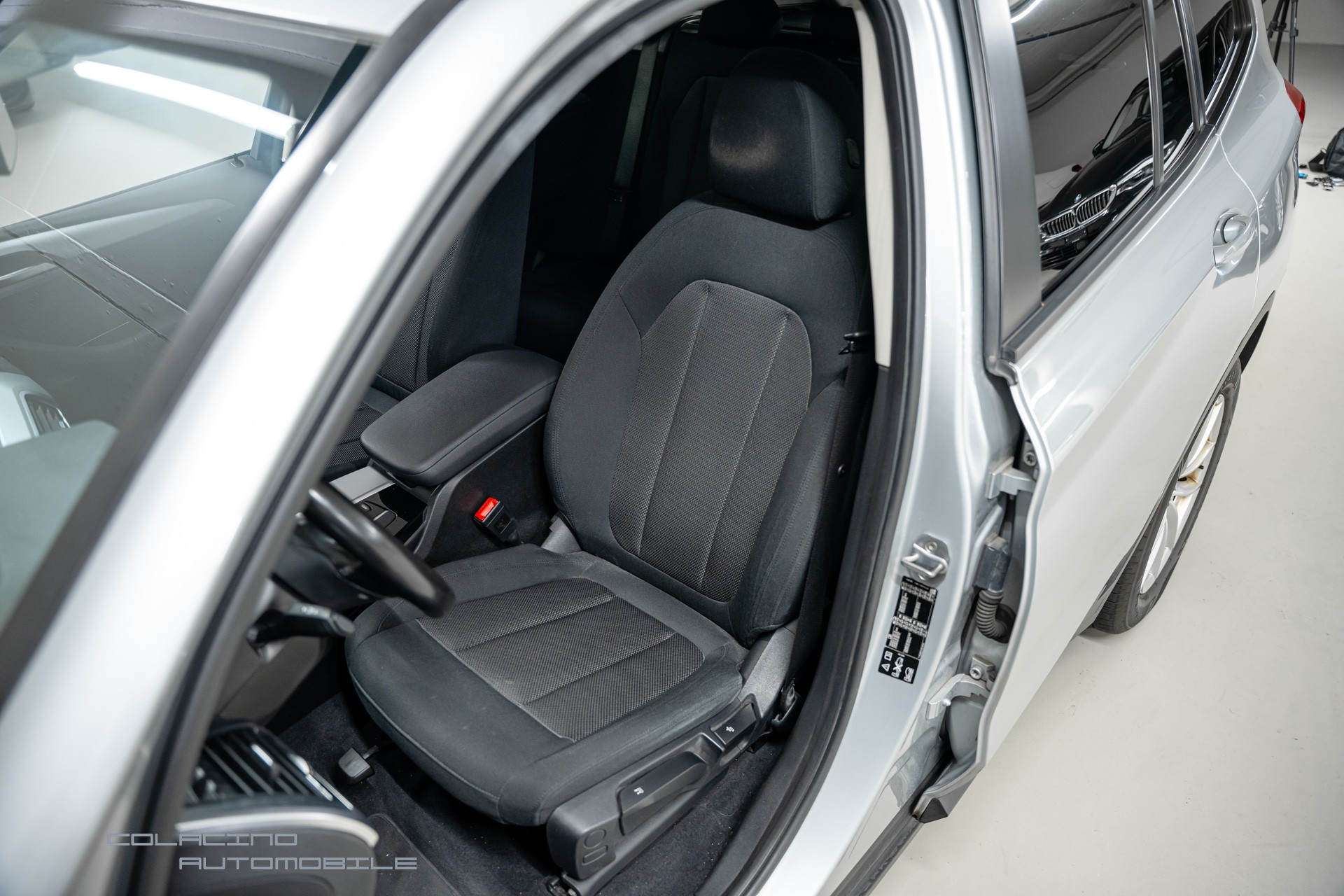 BMW X3 xDrive 20d Individual xLine Steptronic-image-12