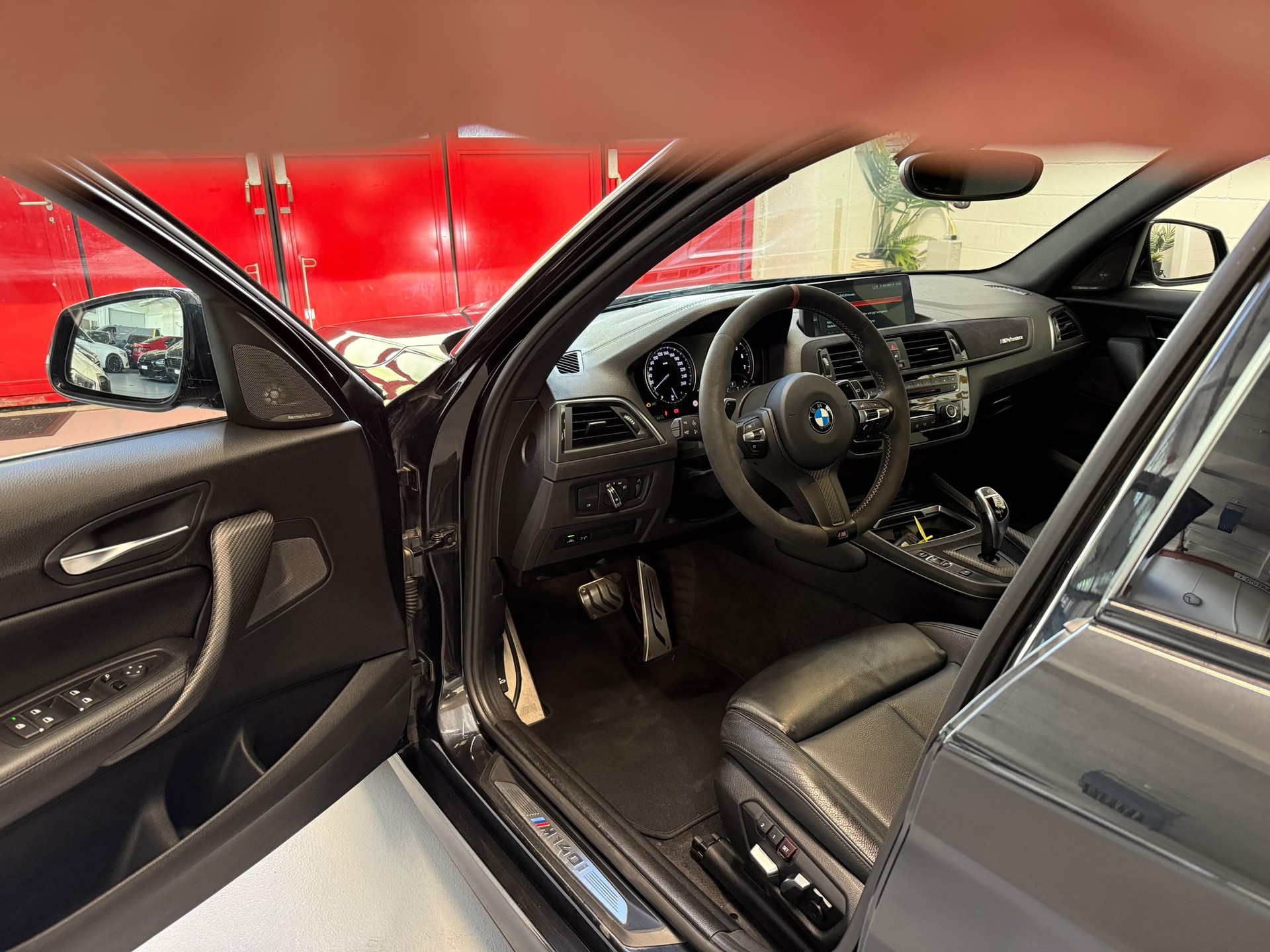 BMW M140i xDrive Steptronic-image-8