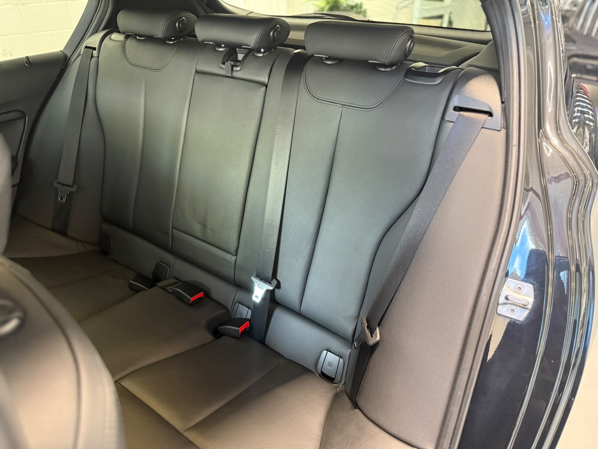 BMW M140i xDrive Steptronic-image-14