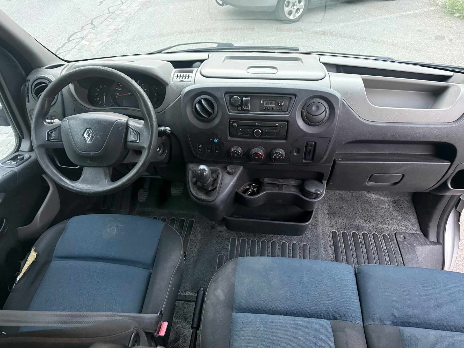 RENAULT Dci 150 17 Plätze-image-12