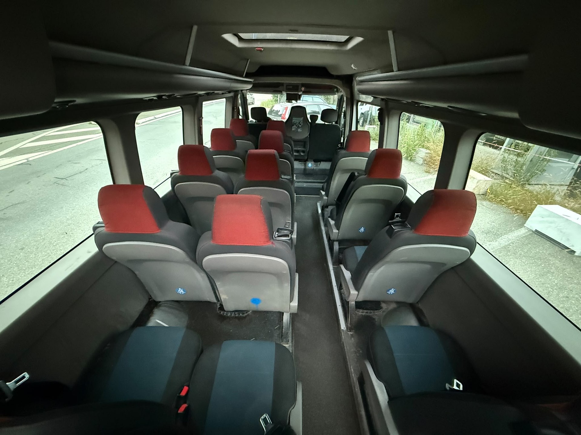 RENAULT Dci 150 17 Plätze-image-7