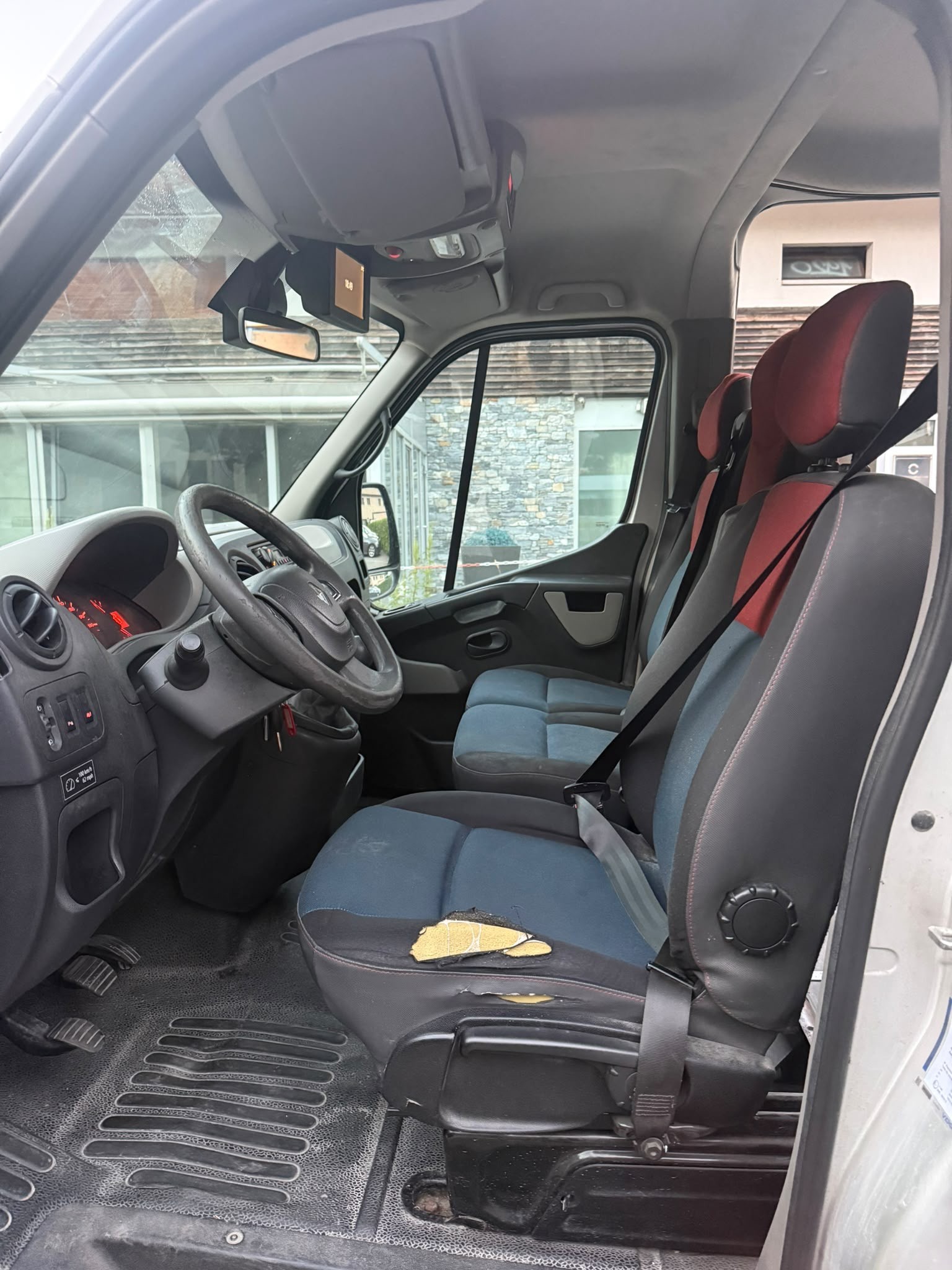 RENAULT Dci 150 17 Plätze-image-10