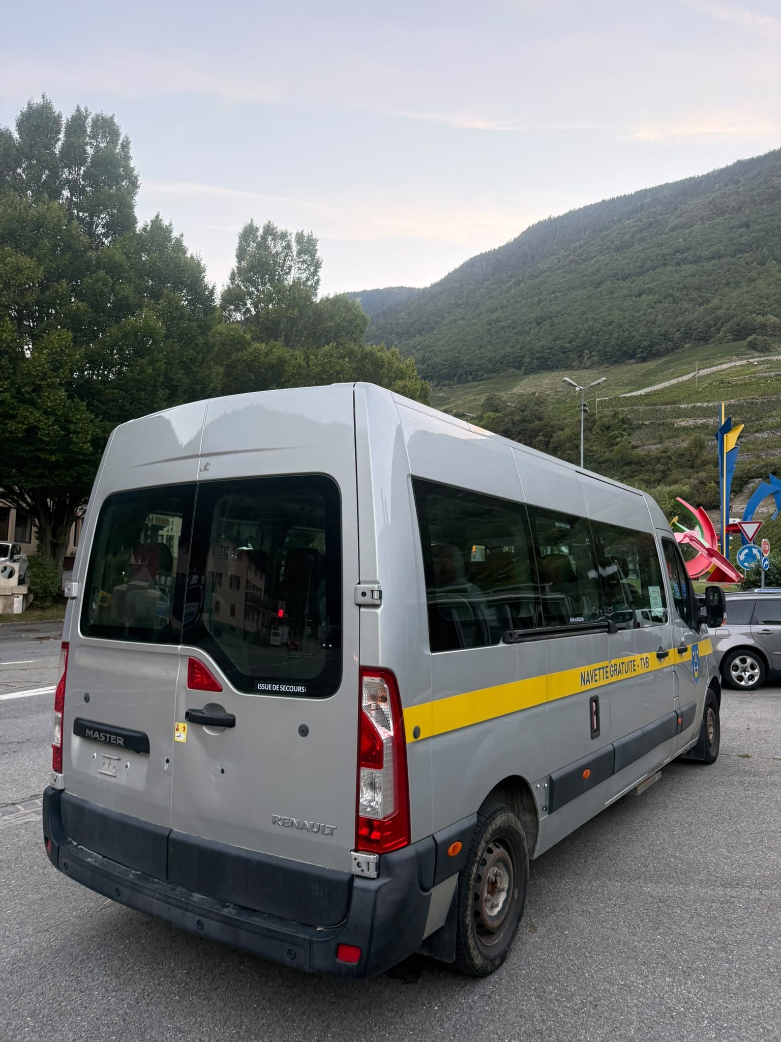 RENAULT Dci 150 17 Plätze-image-3