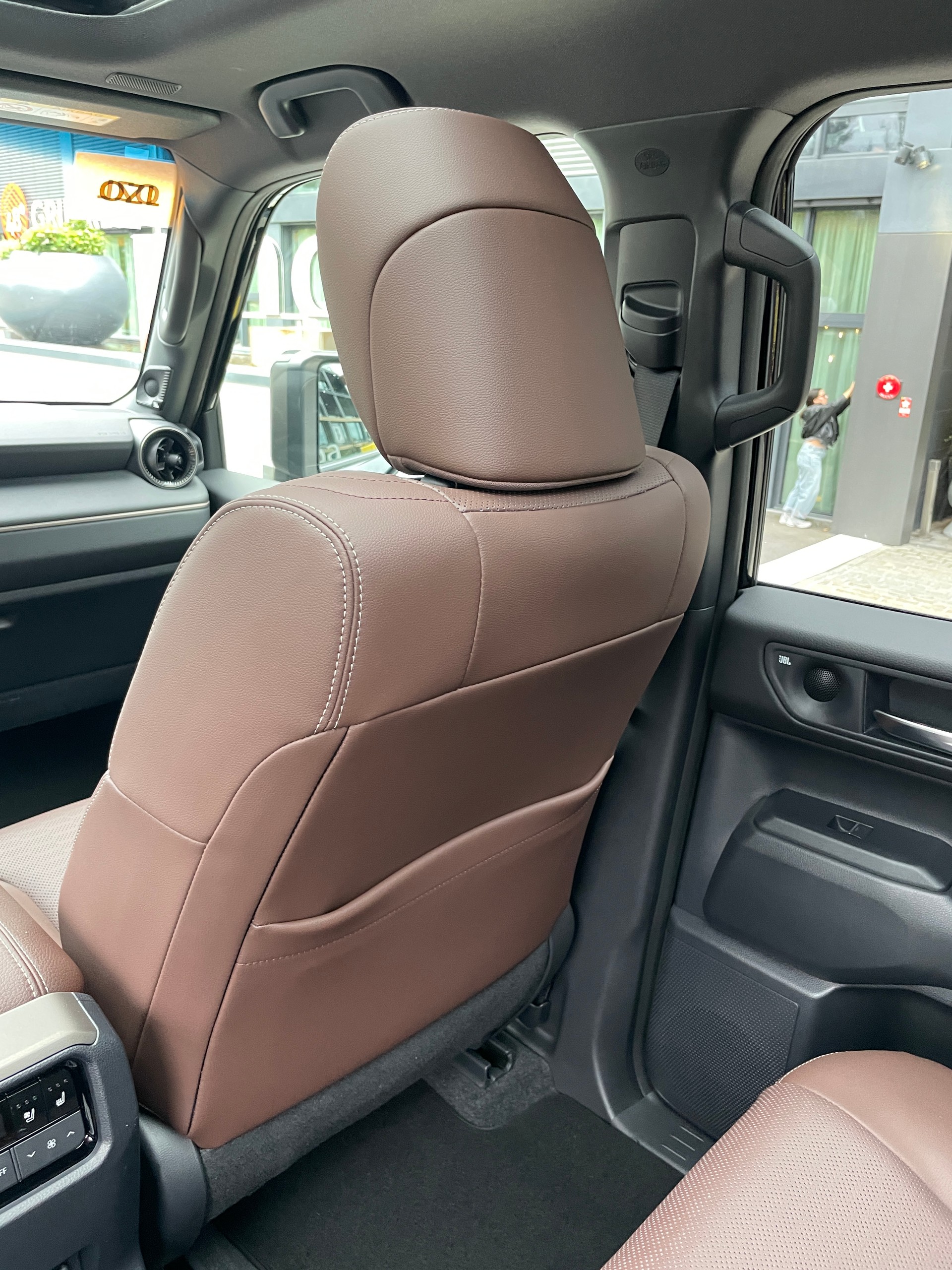 TOYOTA Land Cruiser 2.8TD 48V Invincible-image-23