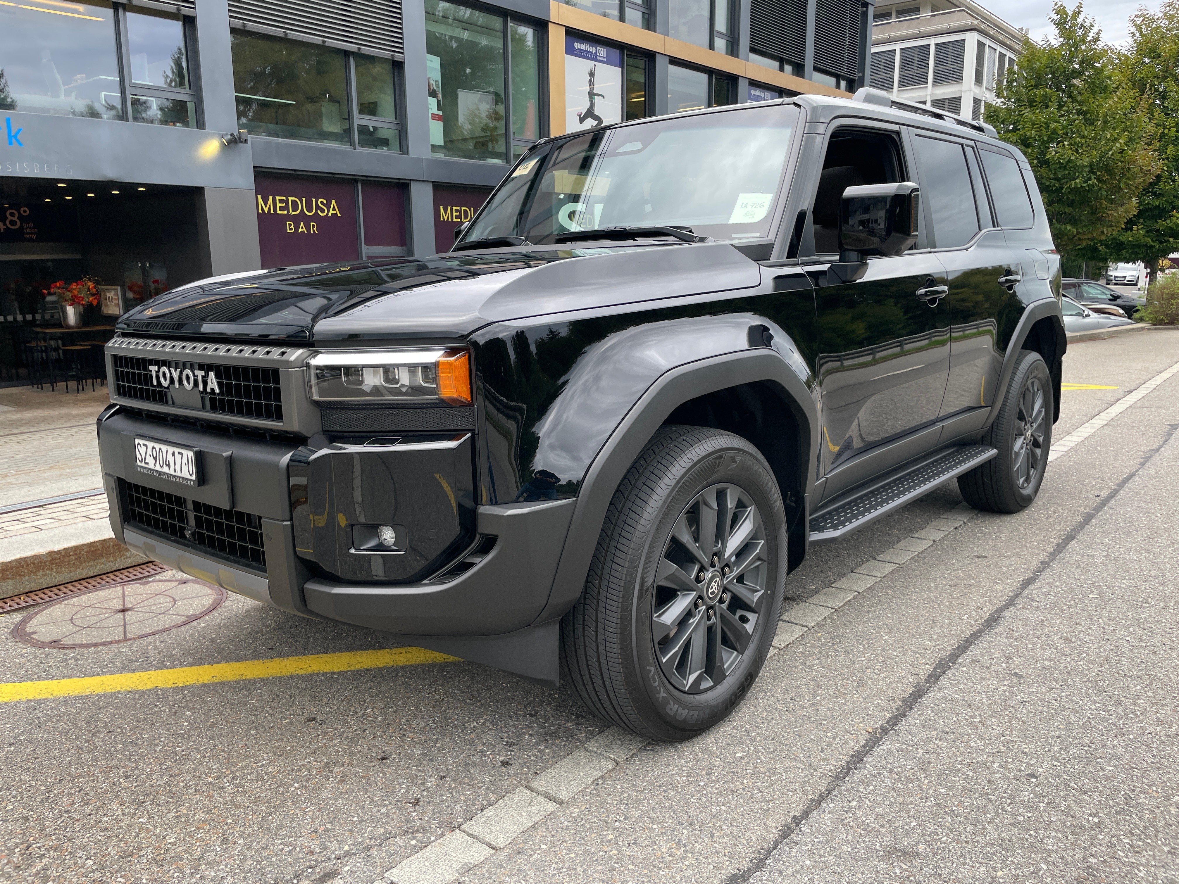 Car photo