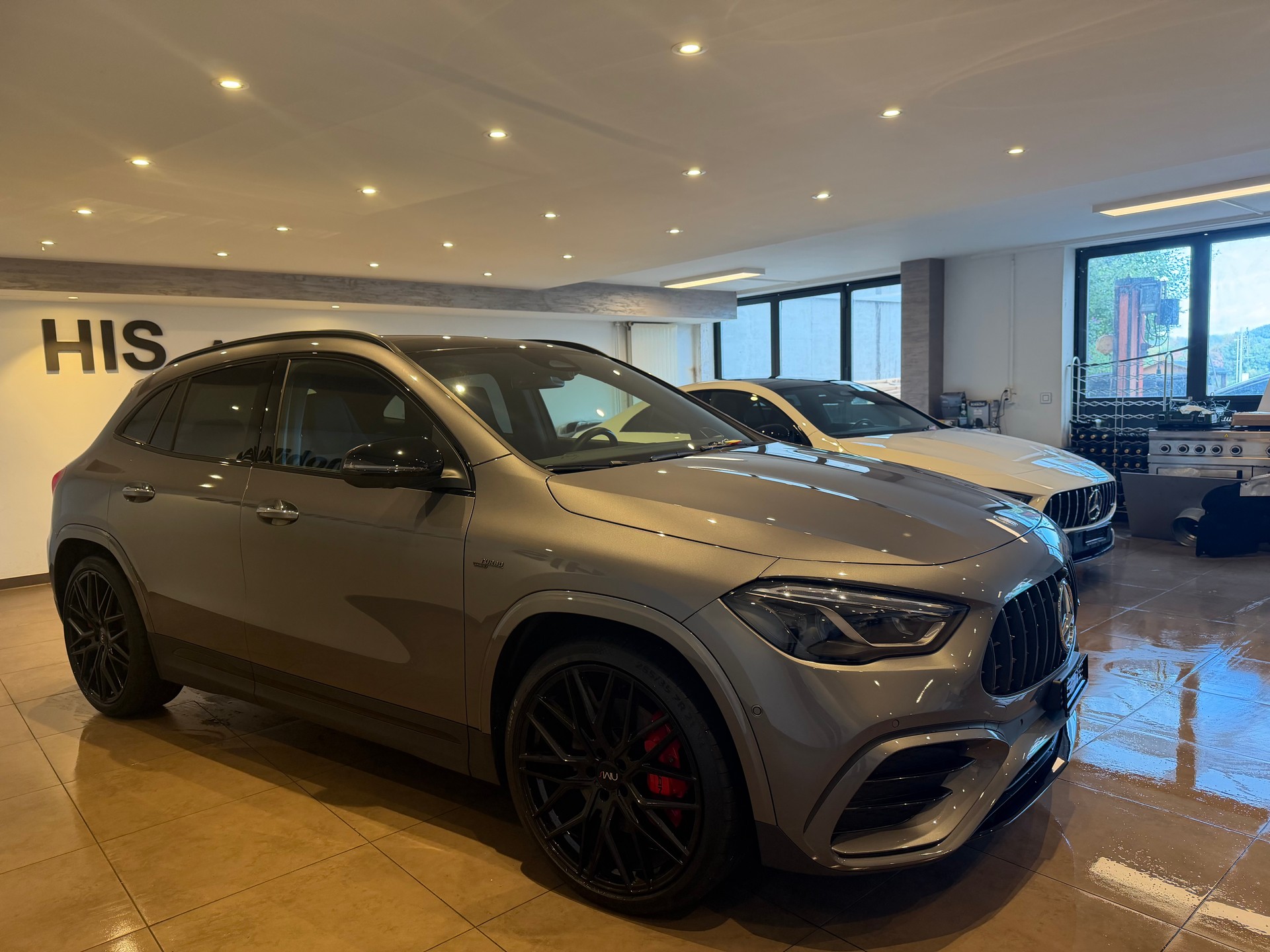 MERCEDES-BENZ GLA 35 AMG 4matic-image-5