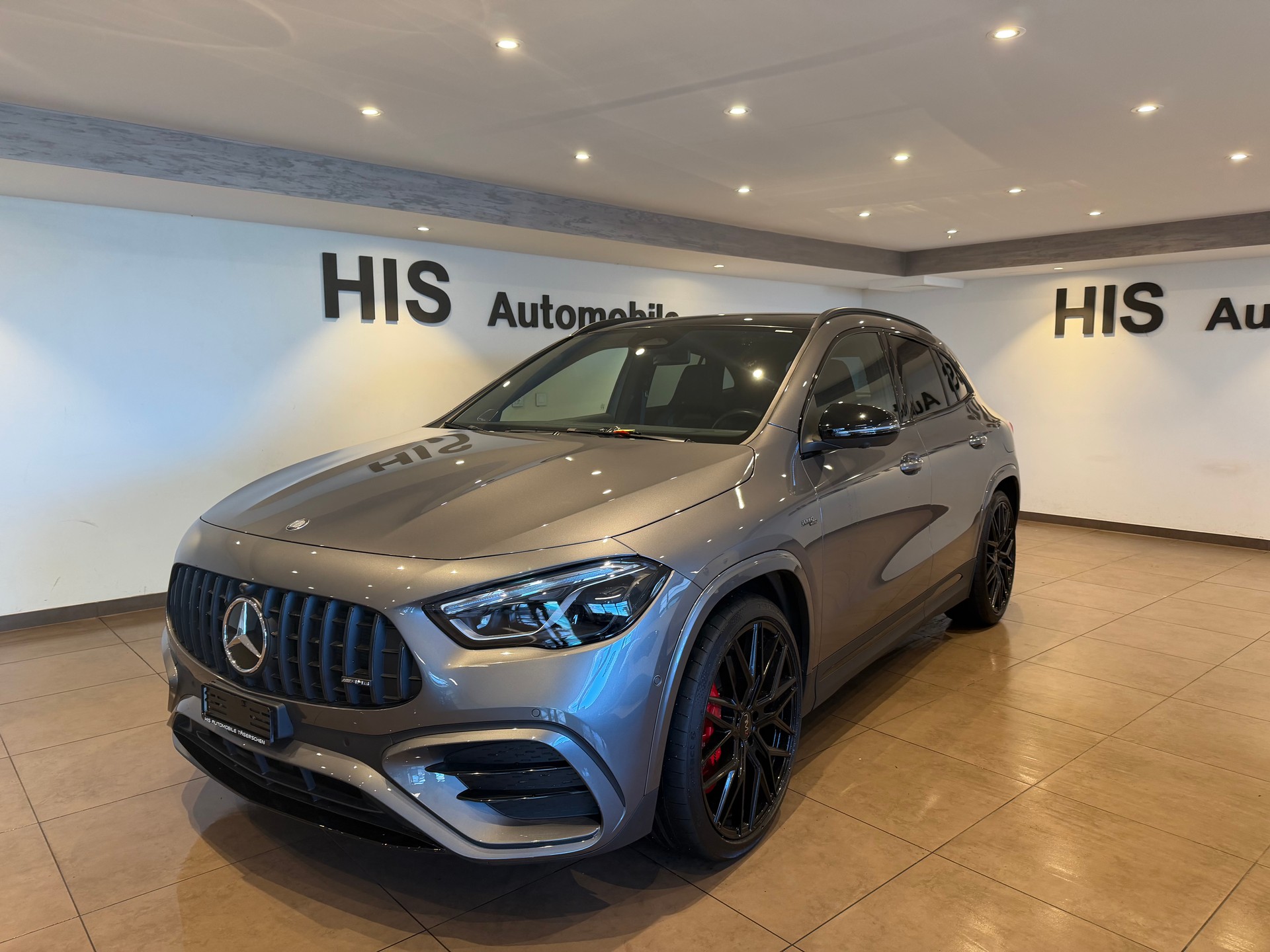 MERCEDES-BENZ GLA 35 AMG 4matic-image-0