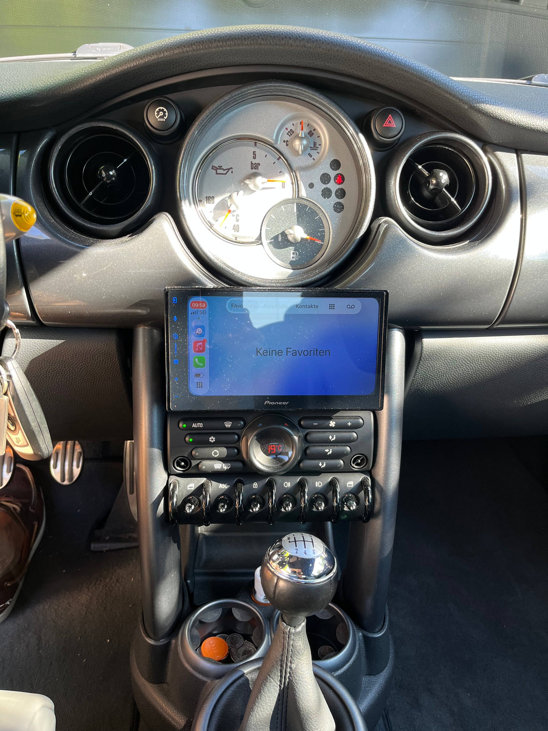 MINI 1.6i Cooper S JCW-image-5