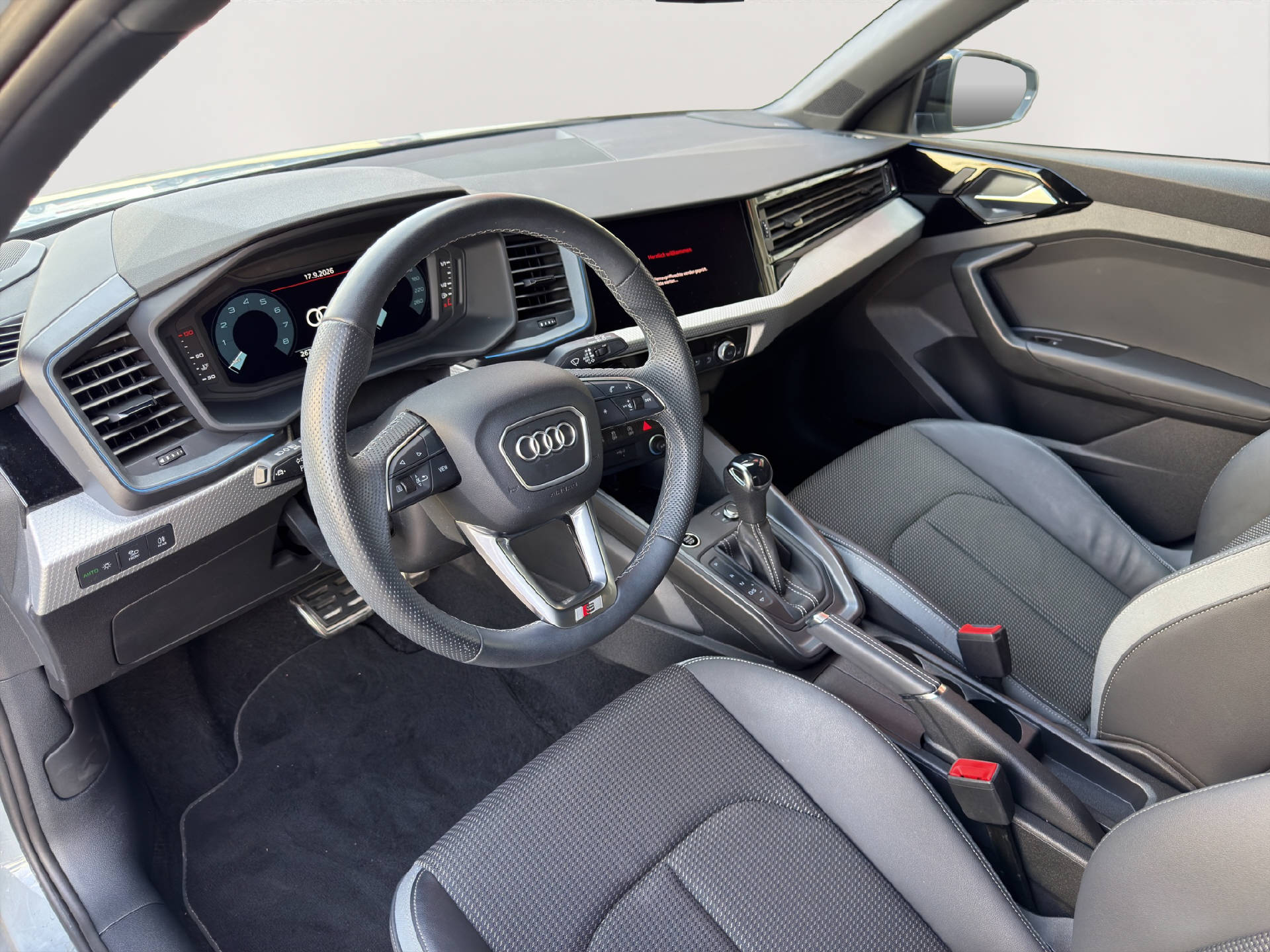 AUDI A1 Sportback 1.0 30 TFSI S Line S-Tronic-image-10