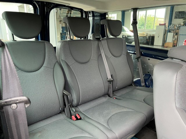 CITROEN Jumpy 2.0 HDi L2H1 Attraction-image-12
