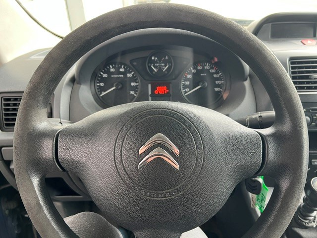 CITROEN Jumpy 2.0 HDi L2H1 Attraction-image-8