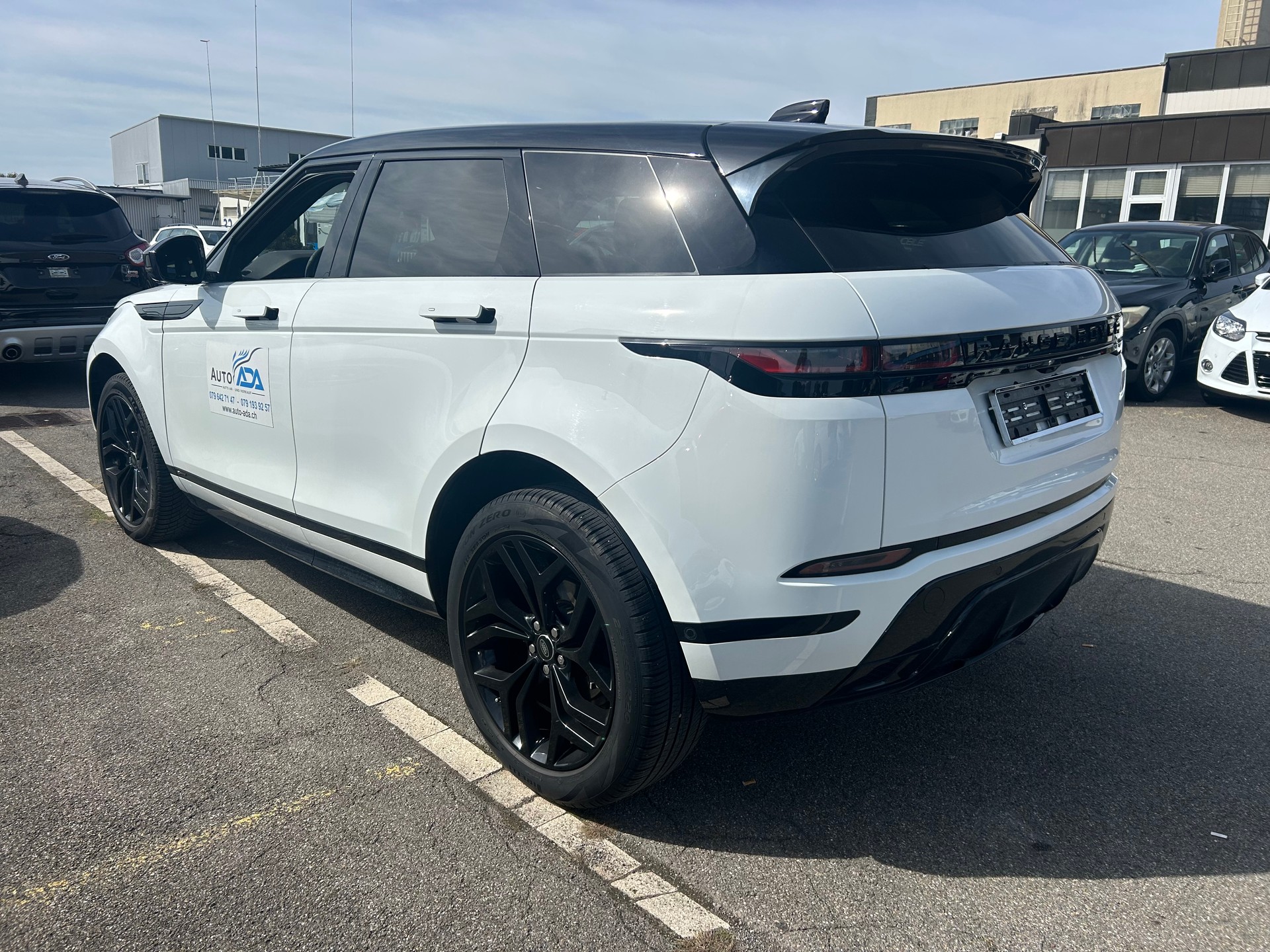 LAND ROVER Range Rover Evoque R-Dynamic P 200 AT9-image-13