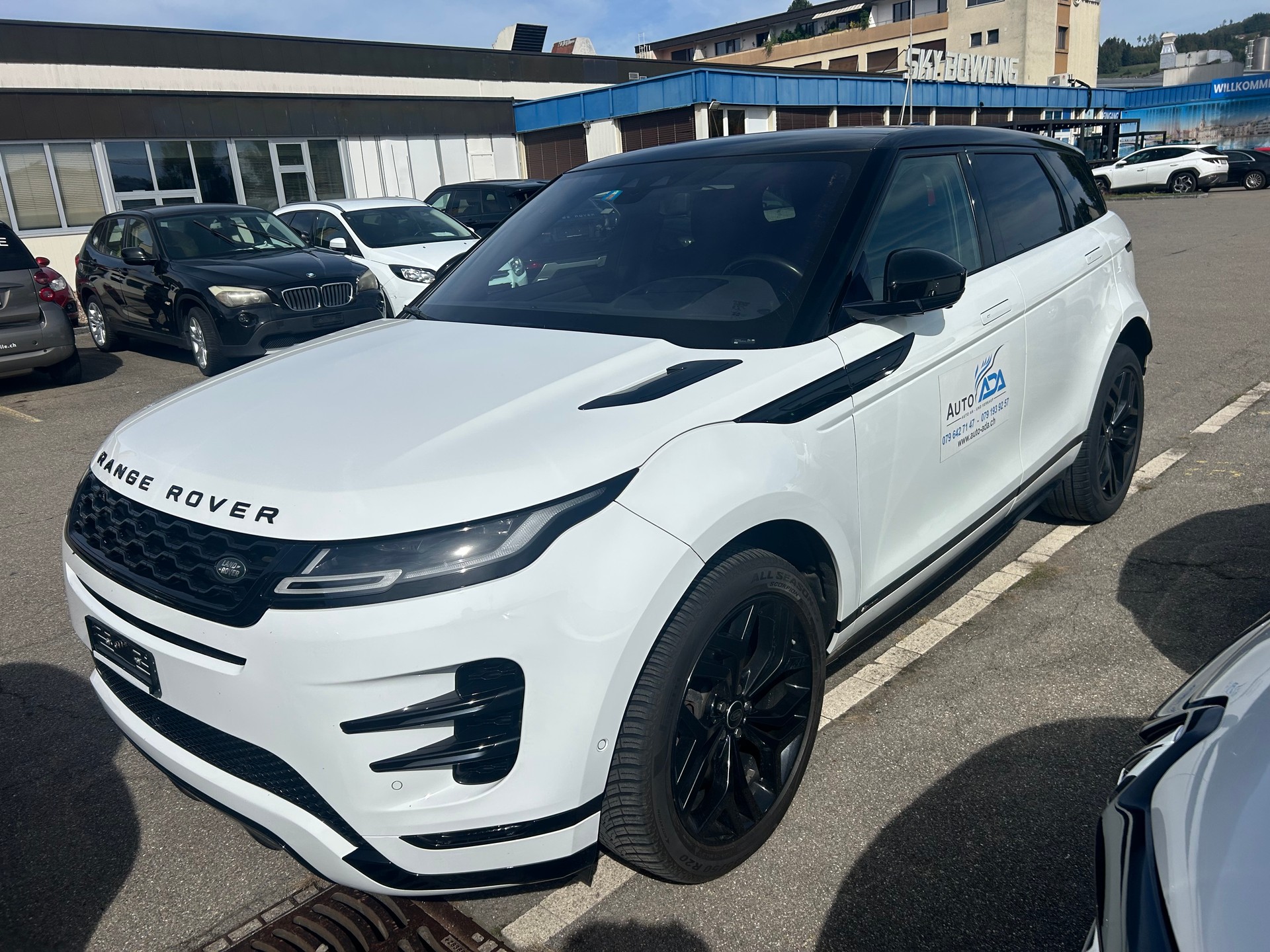 LAND ROVER Range Rover Evoque R-Dynamic P 200 AT9-image-12
