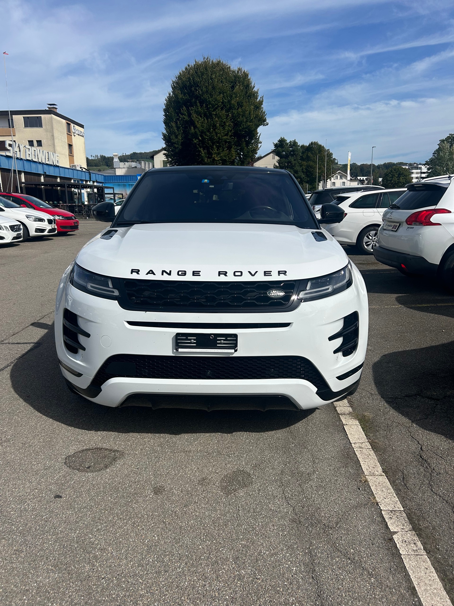 LAND ROVER Range Rover Evoque R-Dynamic P 200 AT9-image-0