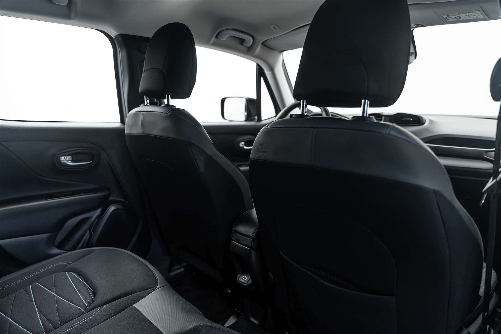 JEEP Renegade 1.5 MHEV Sustainability CH-AUTO-image-13