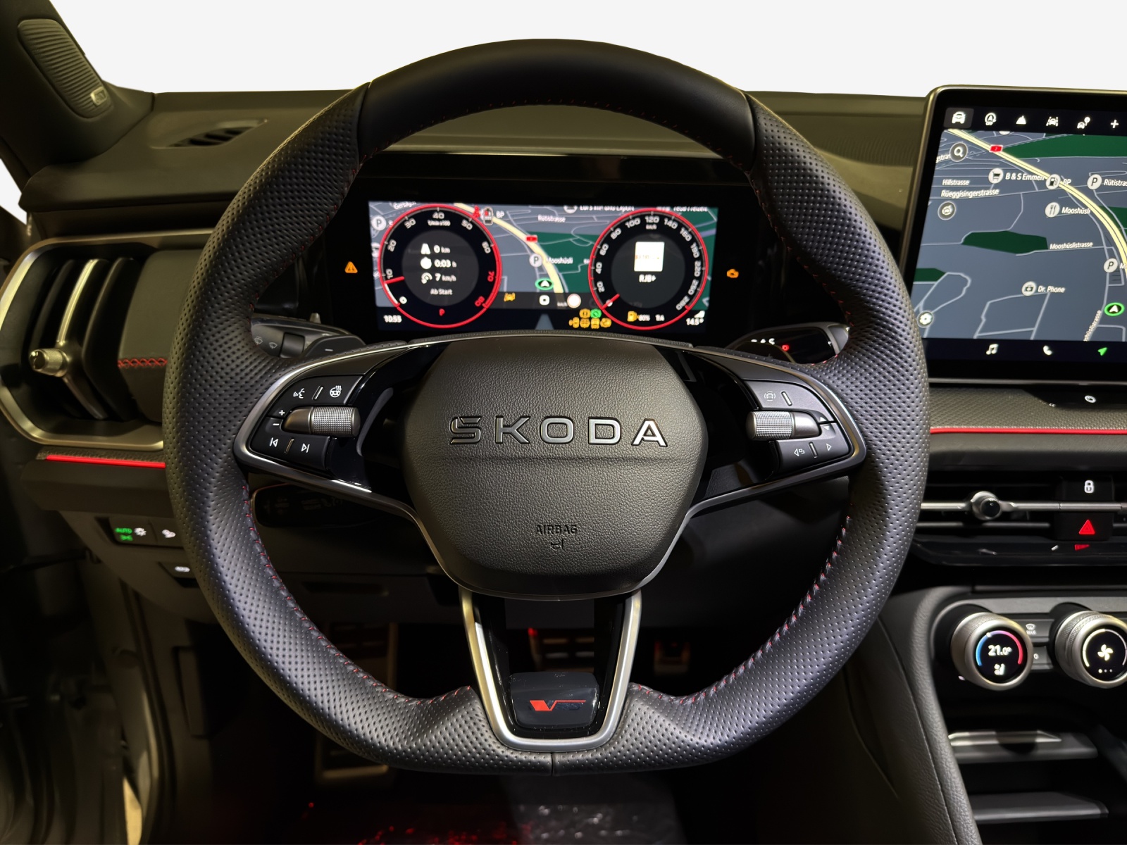 SKODA Kodiaq 2.0 TSI RS 4x4-image-9