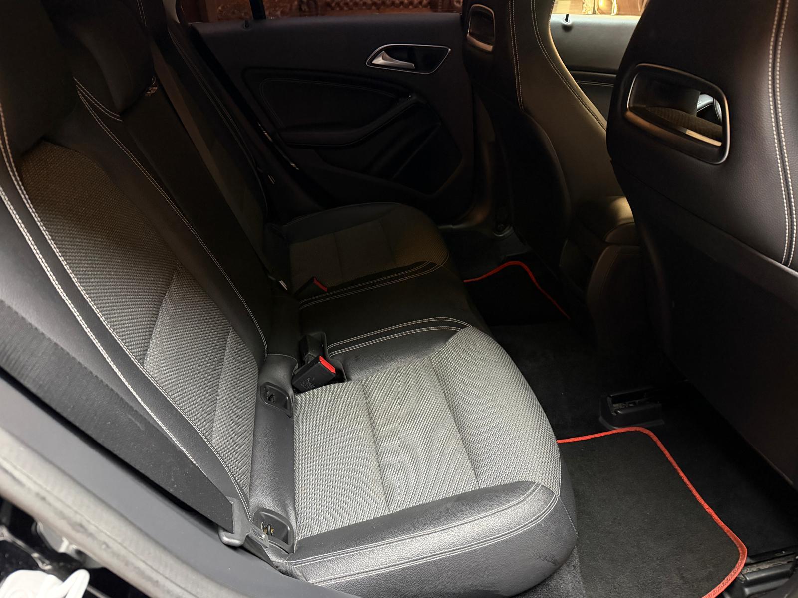 MERCEDES-BENZ CLA-Klasse X117 Shooting Brake CLA 200 d-image-17