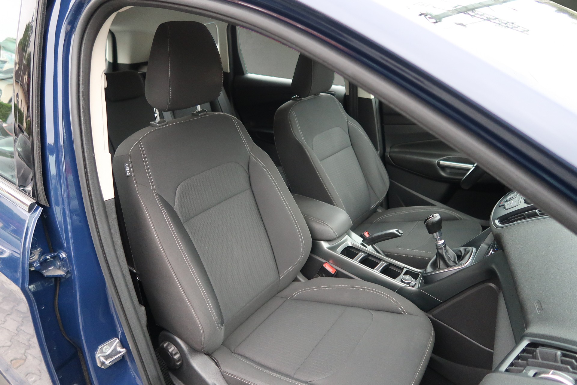 FORD Kuga 1.5 TDCi Trend 2WD-image-11
