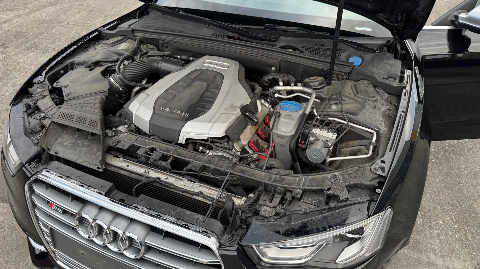 AUDI S5 Sportback 3.0 TFSI quattro S-tronic-image-9