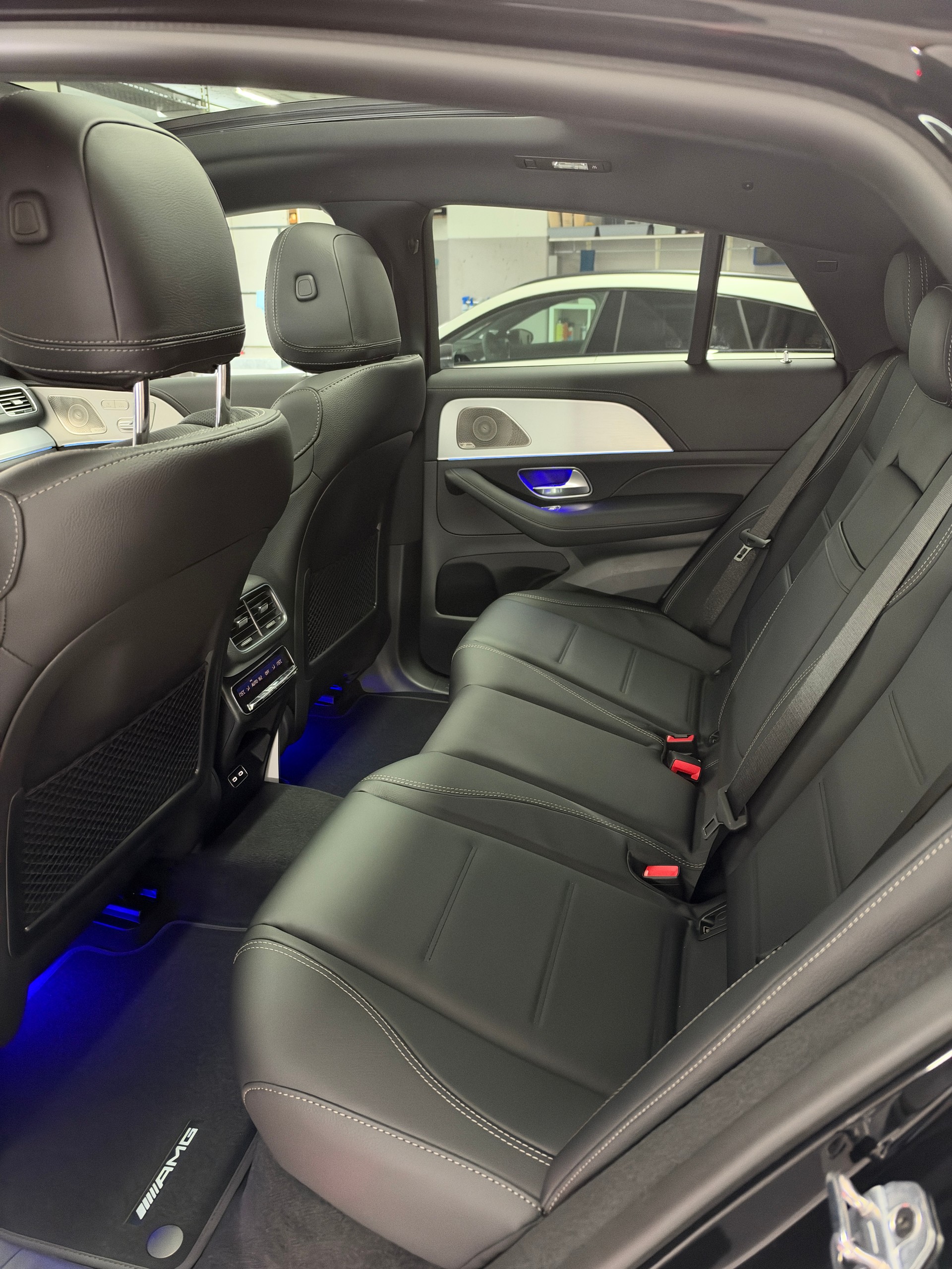 MERCEDES-BENZ GLE Coupé 450 d 4Matic+-image-11