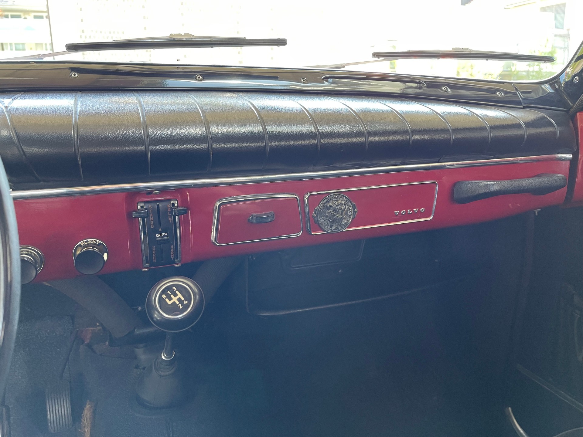 VOLVO 121-image-7