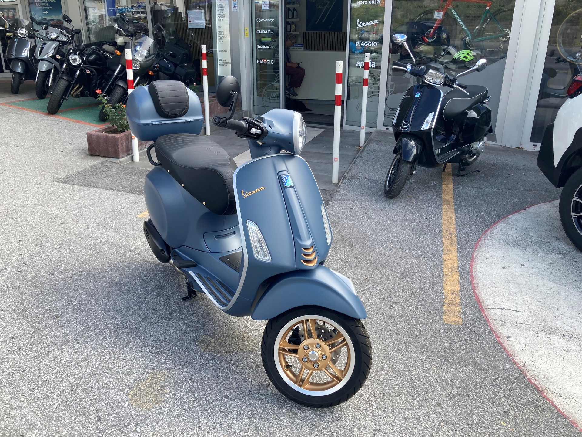 PIAGGIO Vespa 125 Primavera Officina 8 E5+-showroom-element-2