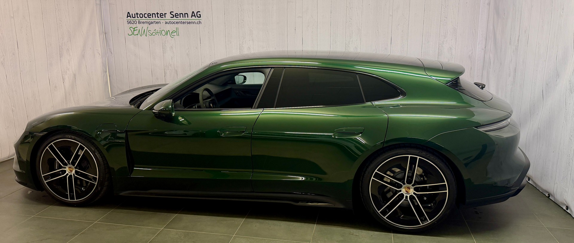 PORSCHE Taycan GTS 104kWh-image-5