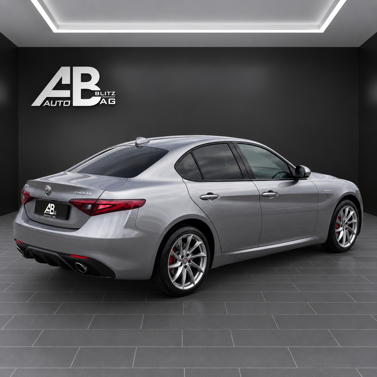 ALFA ROMEO Giulia 2.0 Veloce Q4 Automatic mit 280 PS-image-4
